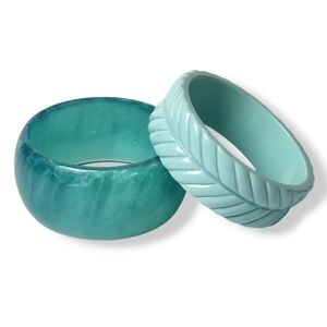 Vintage Lucite Acrylic Chunky Bangle Bracelets Pair